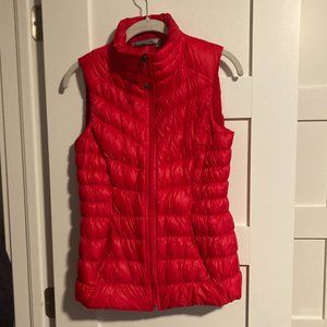 Athleta Downalicious Deluxe Vest Quilted Puffer
